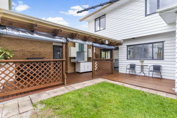 13 Pyramid Place Glen Eden_7