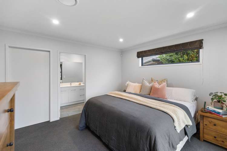 4 Cole Thomas Place Huntington_13