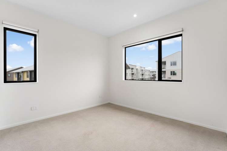 31 Eileen Newey Place Henderson_12