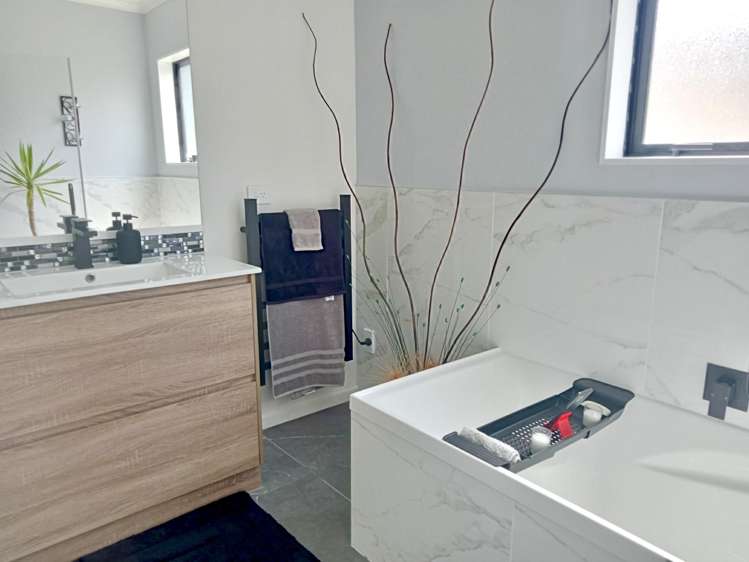 6 Gumtree Way Kaiwaka_13