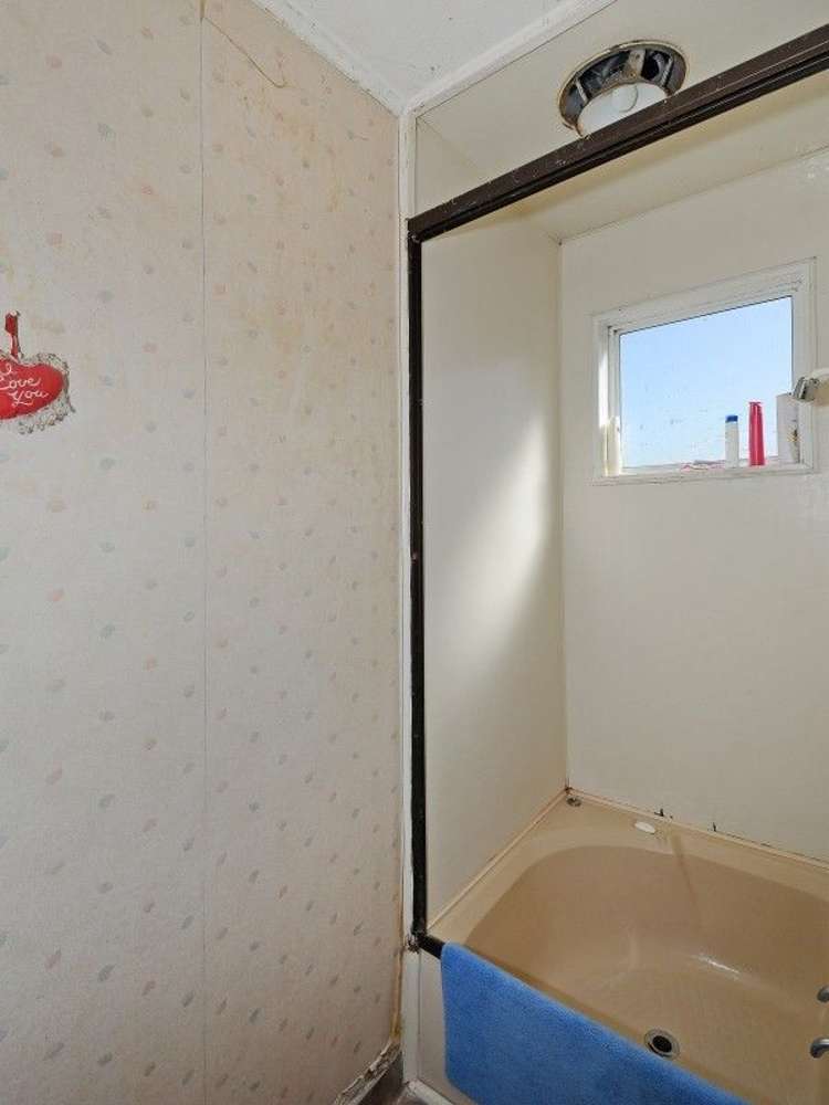 6 Brightwater Crescent Totara Park_9