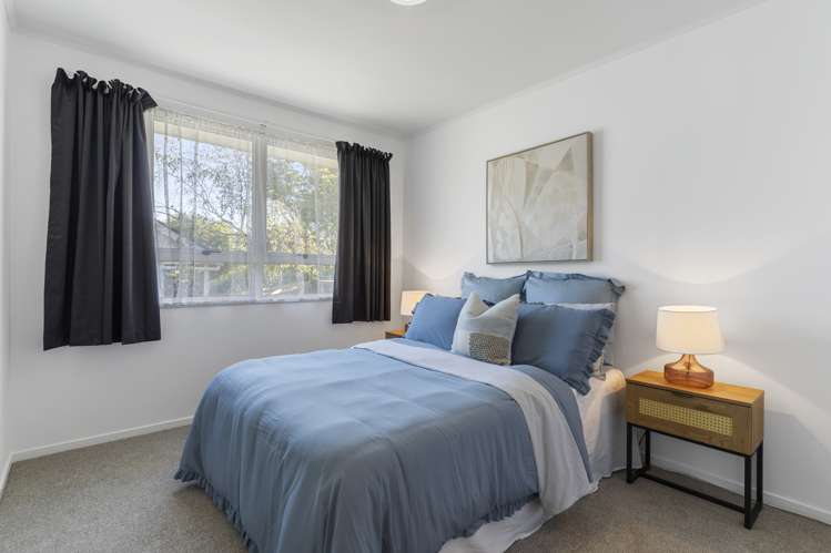 25 Riverpark Crescent Henderson_12