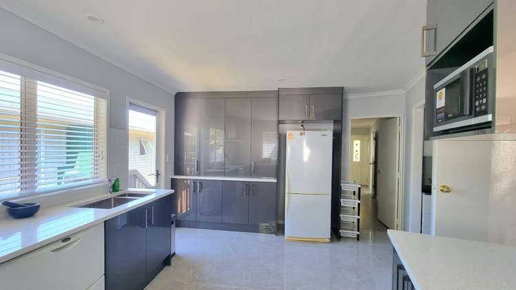 176 Gossamer Drive Pakuranga Heights_23
