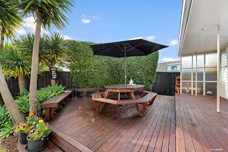 18 Alma Street Te Atatu South_2