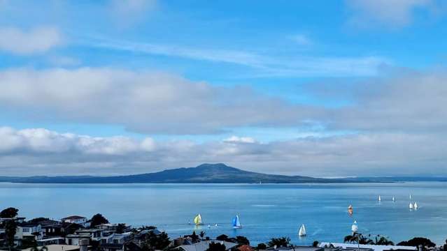62 Seaview Road Castor Bay_2