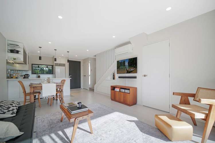 54e School Road Morningside_1