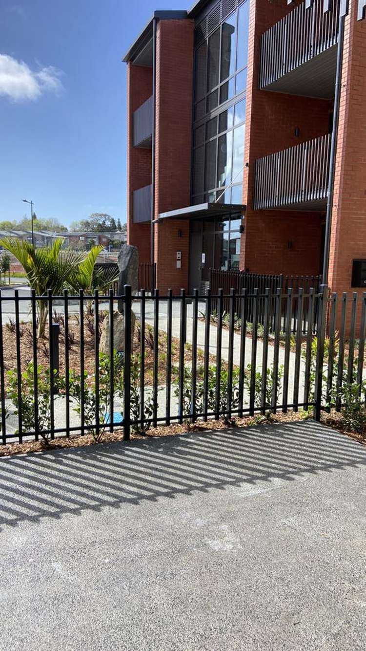 G04/10 Awataha Drive Northcote_7