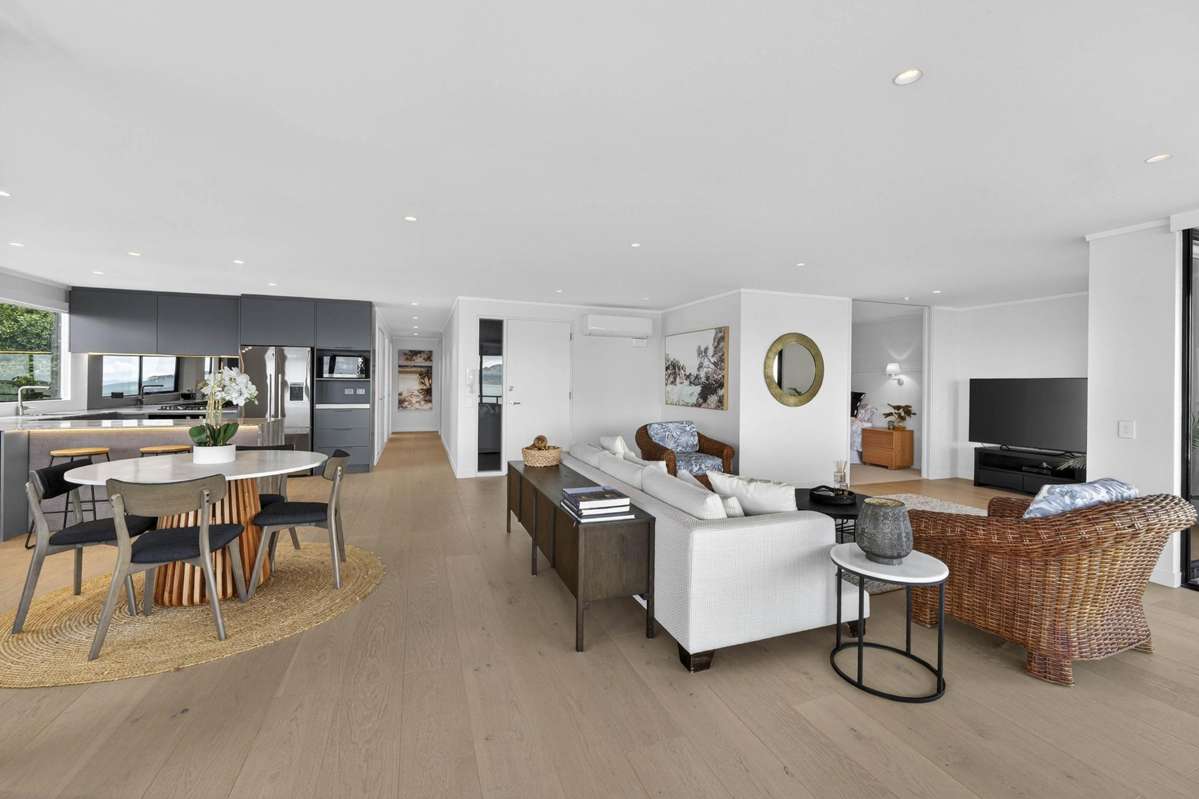 3/165 Tamaki Drive_2