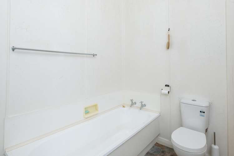 285 Waiomoko Road Whangara_17