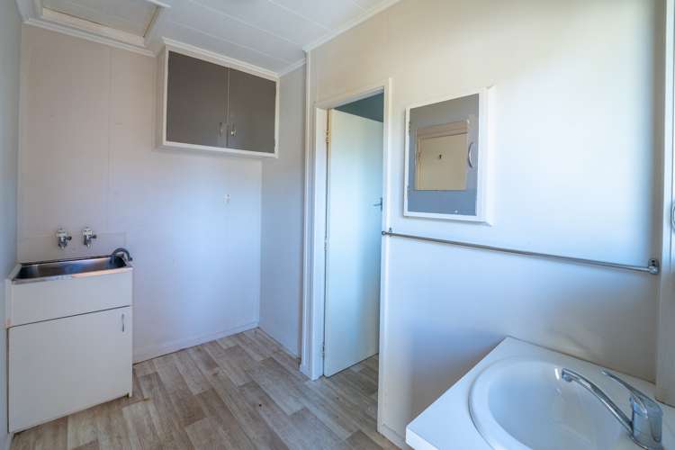 2/23 Kipling Crescent Stoke_9