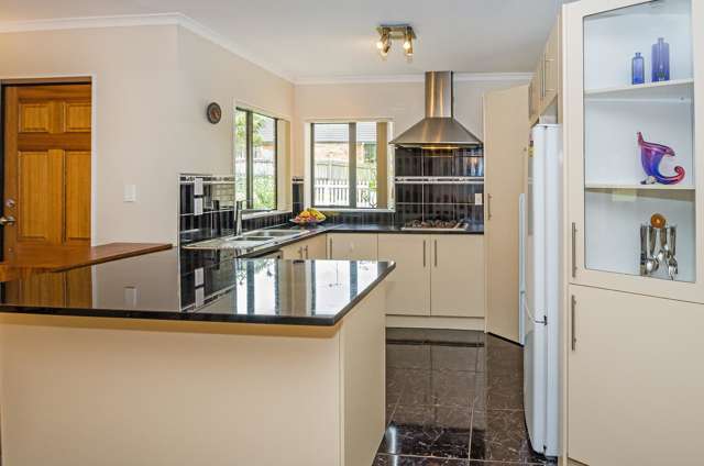 62 Saralee Drive Manurewa_2