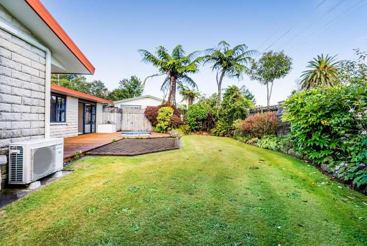 37 Pembroke Road East Stratford_28