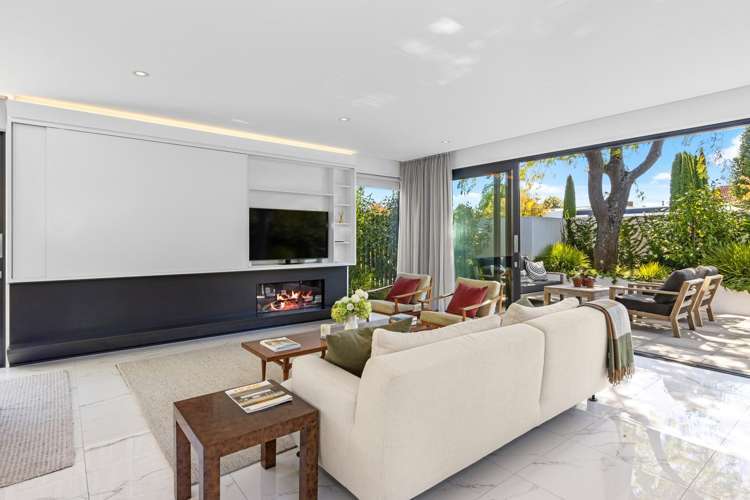 74 Merivale Lane Merivale_10