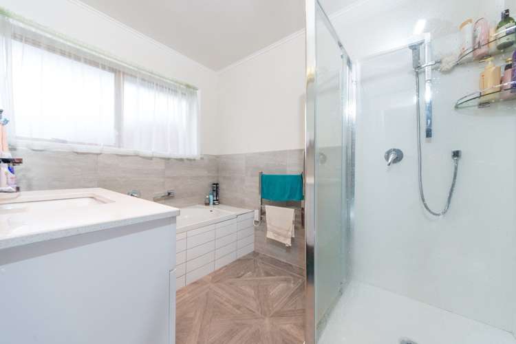 8 Tatyana Place Massey_21