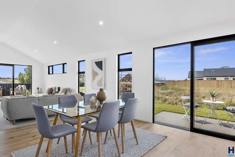 60 Les Wakefield Road Mapua_7