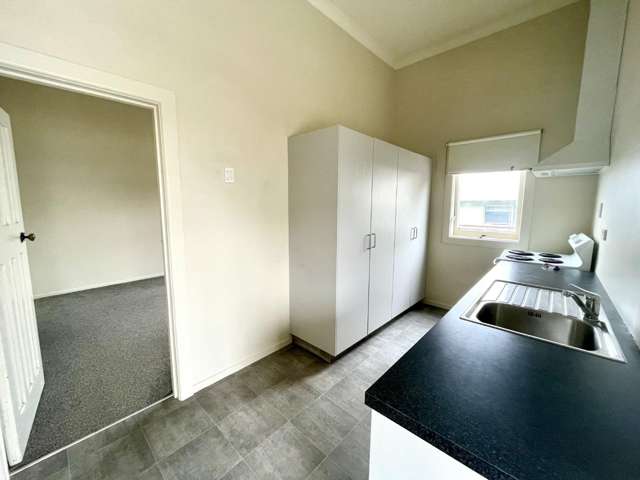 2/1028 Fitzroy Avenue 10487_3