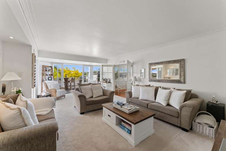 45A & 45B Braemar Road Rothesay Bay_7