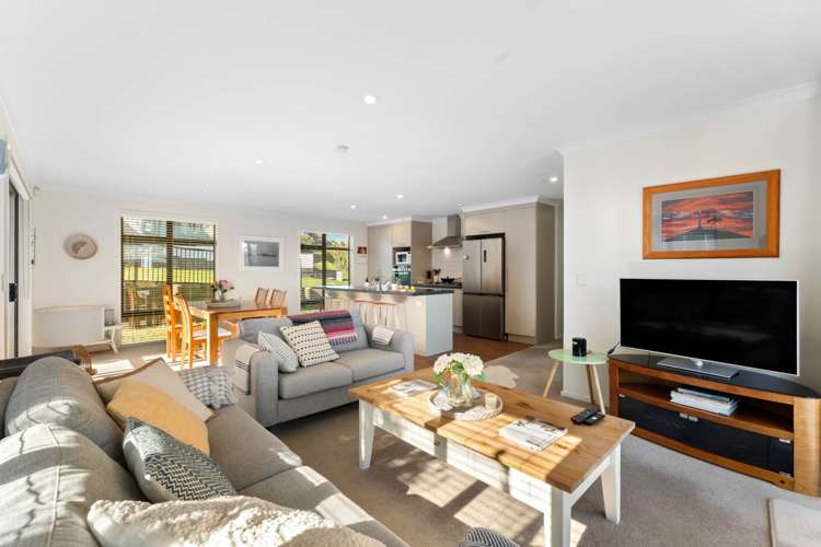 18 Arbors Track Silverdale_2