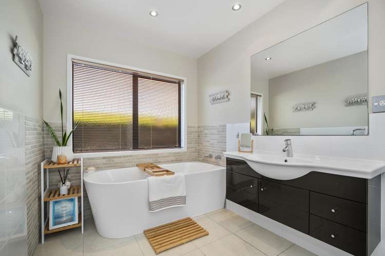 39 Inverness Drive Pyes Pa_20