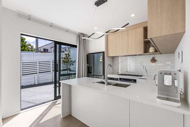 6a Kenmure Avenue Forrest Hill_4