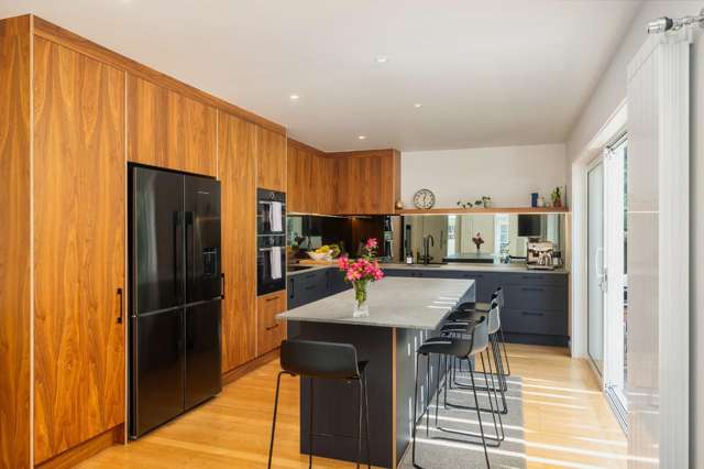 11 Westbourne Road Murrays Bay_4