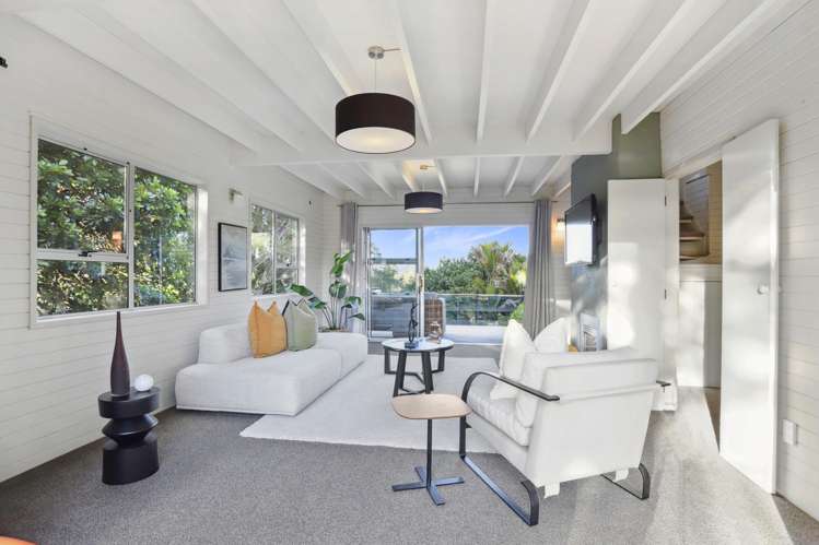 8 Arapito Road Titirangi_2