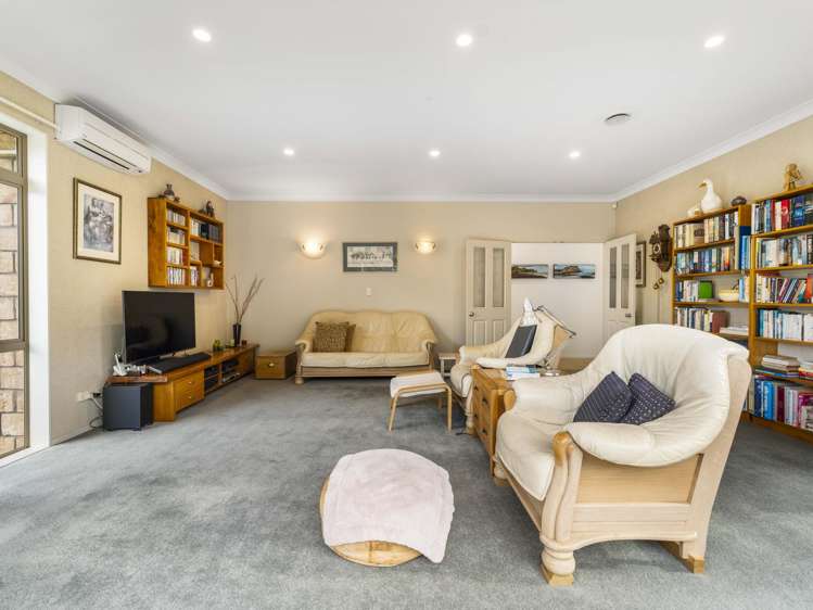 6 Springvale Road Waiuku_21