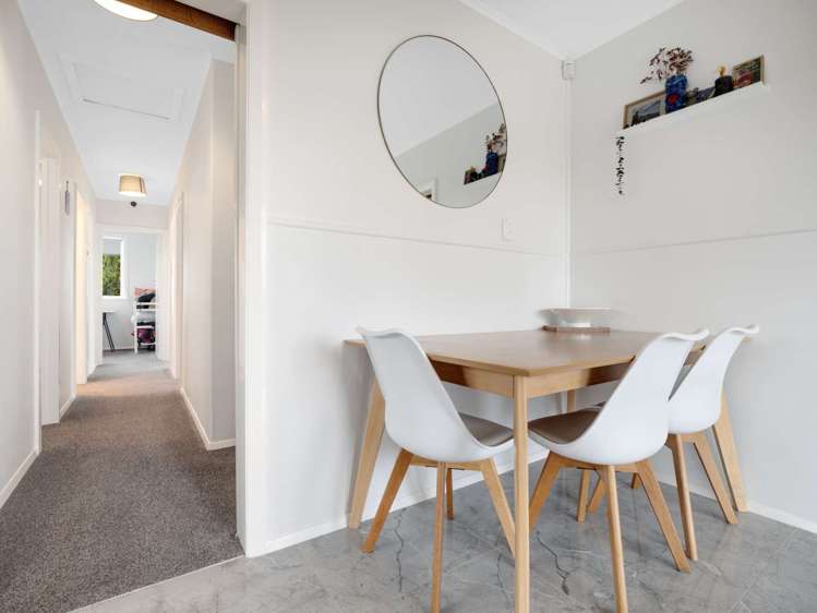 20 Keats Crescent Enderley_7