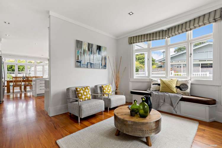 21 Empire Road Devonport_9