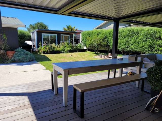 Furnished family home close to the beach