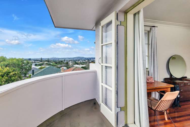 52 West Coast Road Glen Eden_17