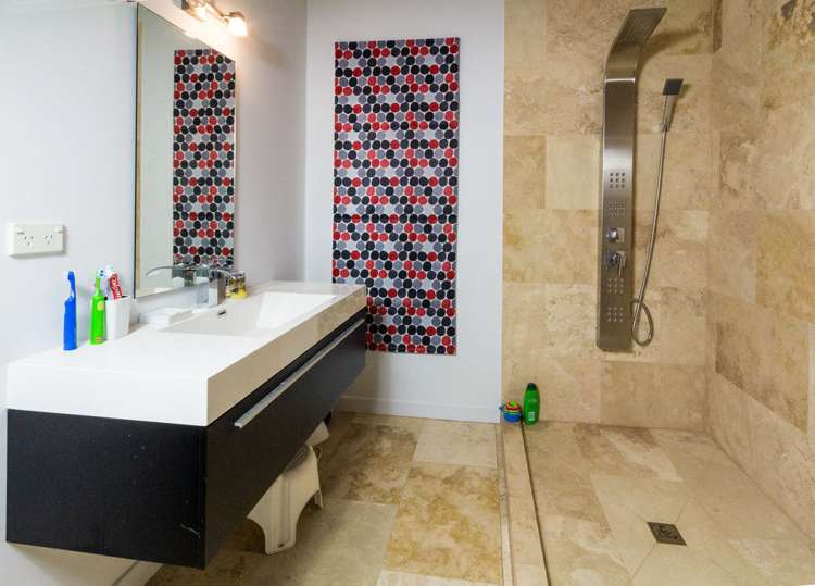 10 Sandys Lane Albert Town_18