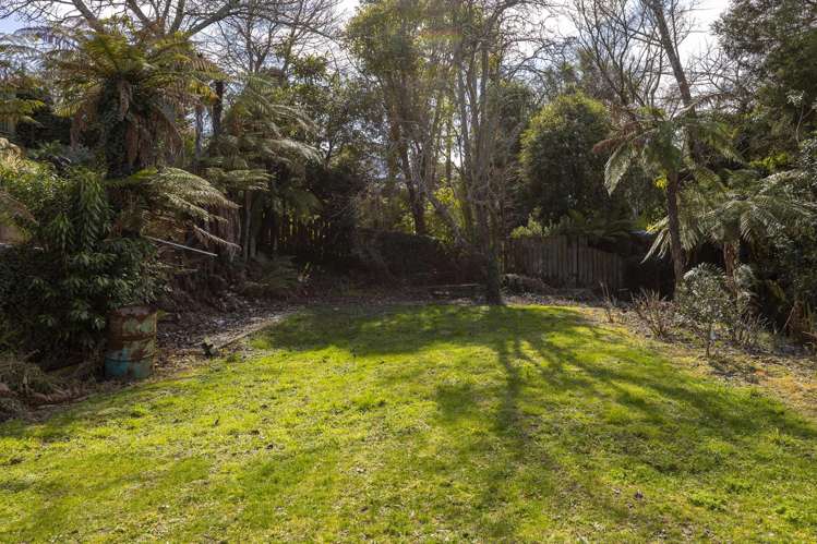 10 Armstrong Grove Hilltop_21