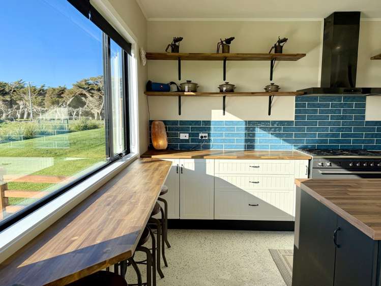 9 Surrey Street Orepuki_16