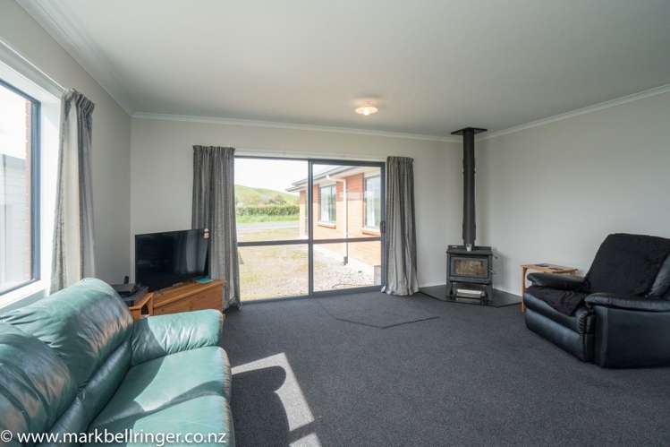 851 East Road Stratford_3