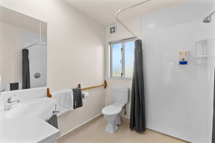 87 Commercial Street Takaka_13