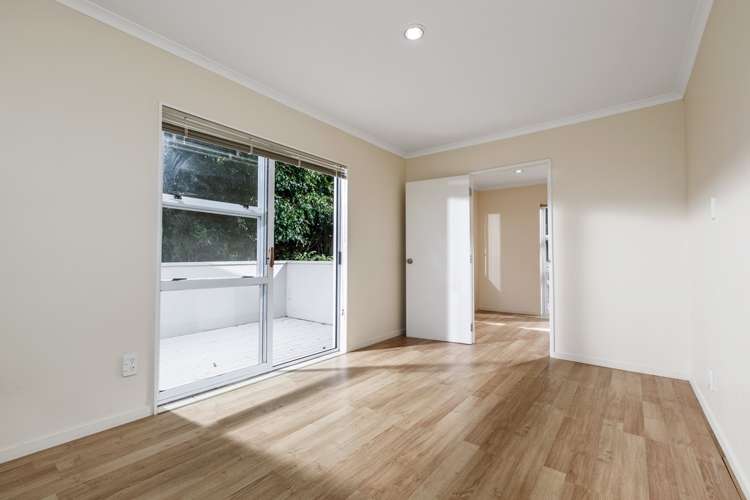 8 Remus Place Totara Vale_10