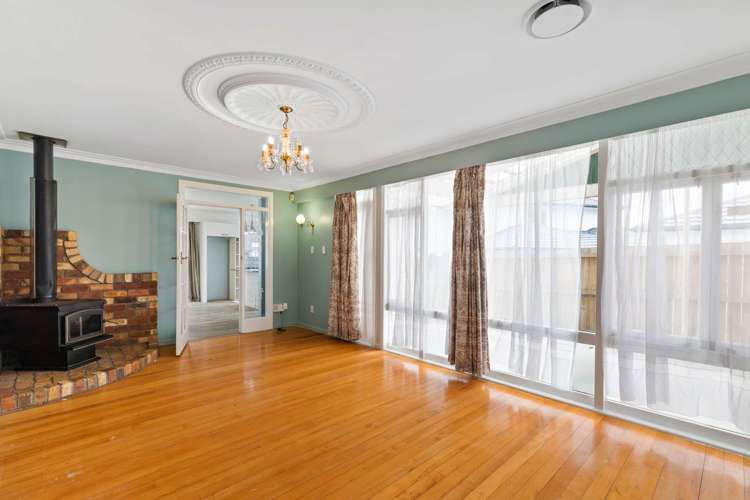 57 Golf Road New Lynn_9