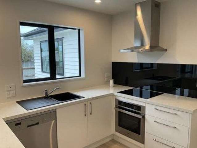 70 Ottawa Road Wainoni_2