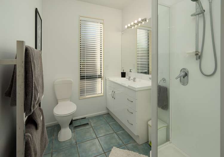 137 Aldinga Avenue Stoke_18