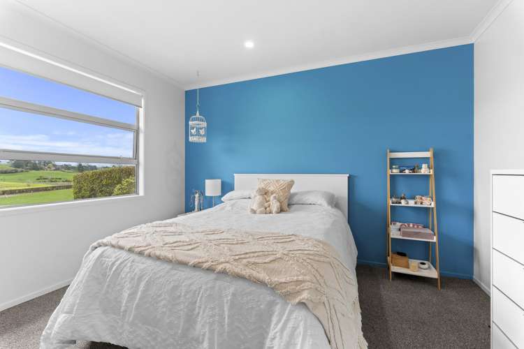 953 Upland Road Egmont Village_15