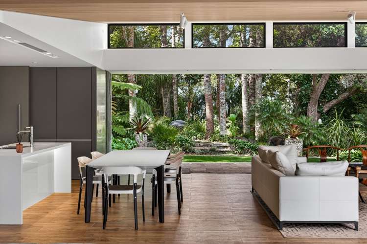 34 Arapito Road Titirangi_13