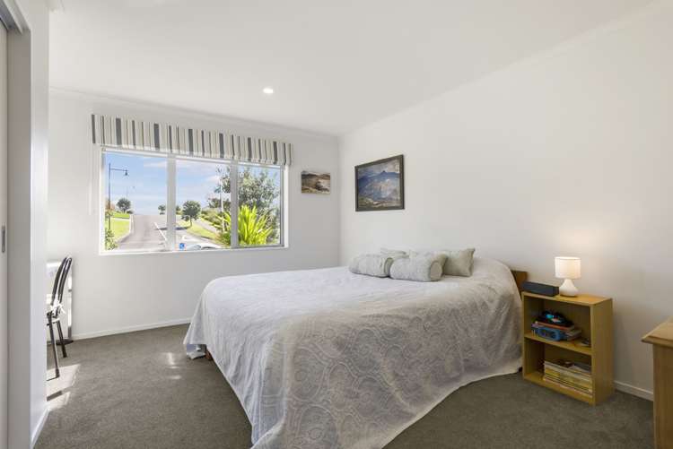 47 Beachwood Drive Hatfields Beach_13