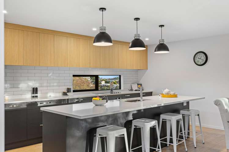 11 Fitzherbert Avenue West Harbour_6