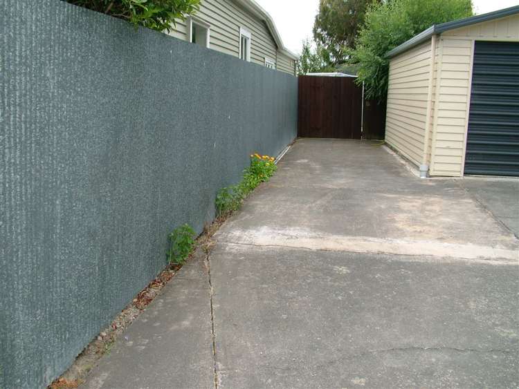 2/77 Bridle Path Road Heathcote Valley_9