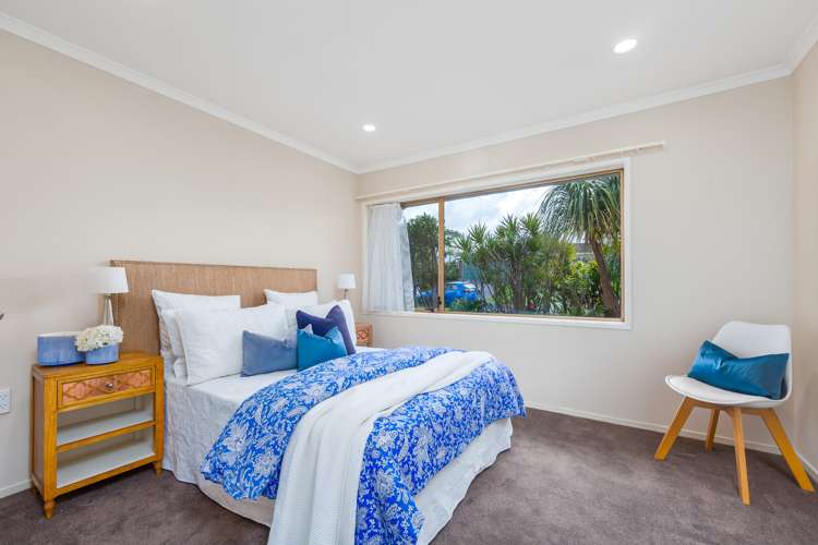 3 Serrita Avenue Sunnyhills_19