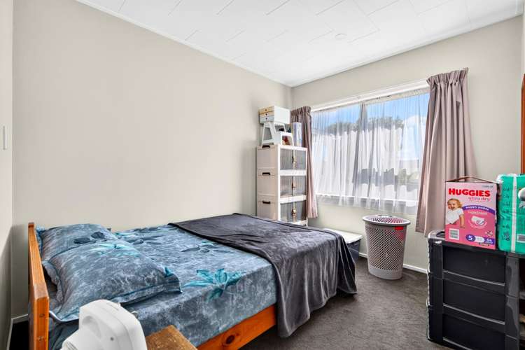 3 Huruhuru Road Massey_11