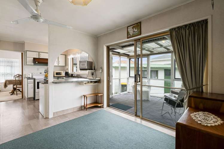 21 Hedge Row Sunnyhills_3