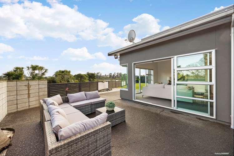 22 Stranraer Crescent Wattle Downs_16