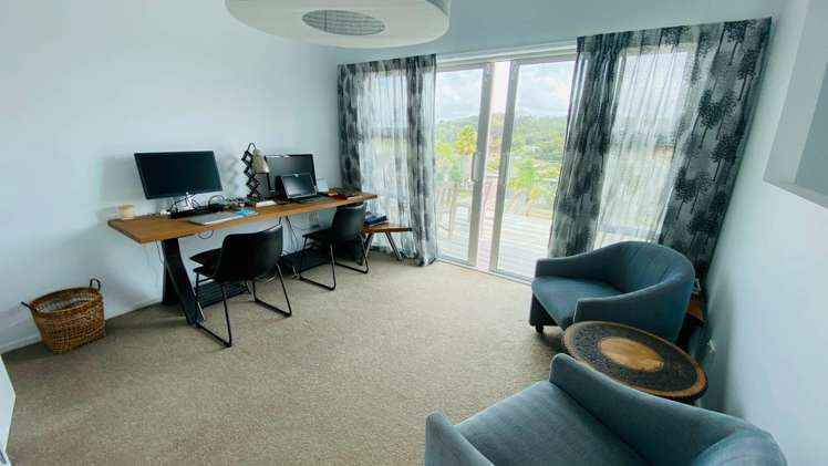 63 Hawaiian Parade Arkles Bay_9